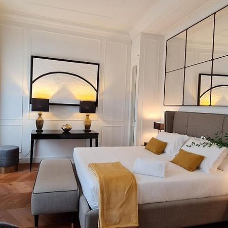 Calzaiuoli3 Luxury Flat In The City Center Of Florens Exteriör bild