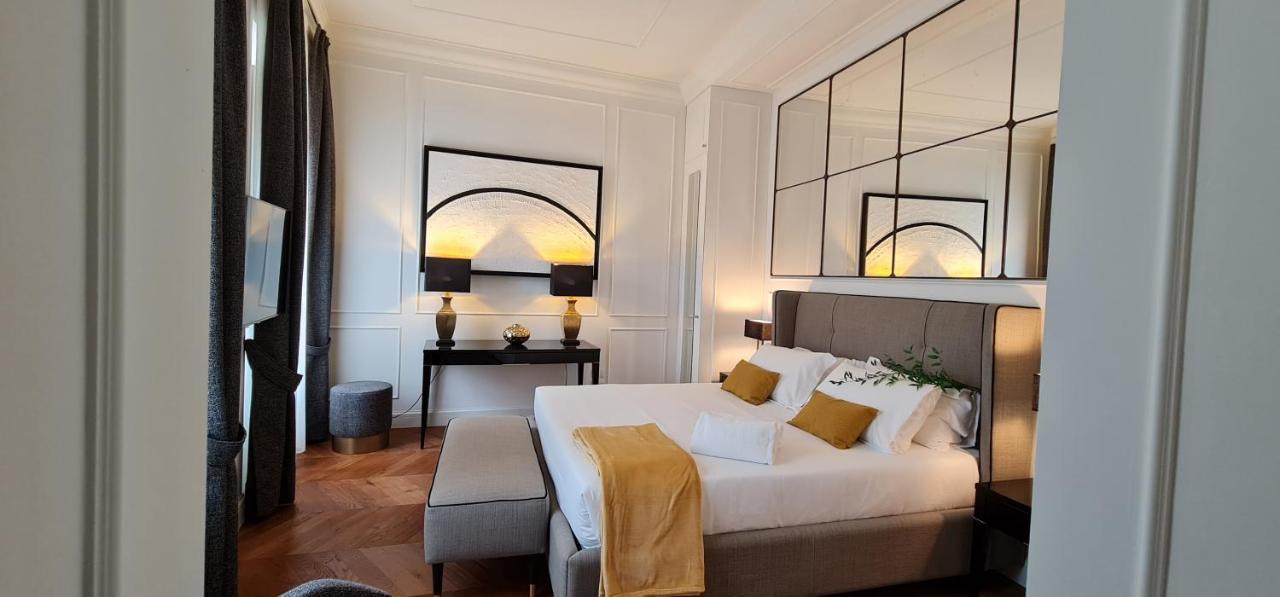 Calzaiuoli3 Luxury Flat In The City Center Of Florens Exteriör bild